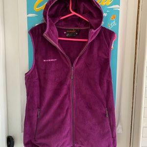 Mammut Women’s Hooded Fleece Vest, size Large